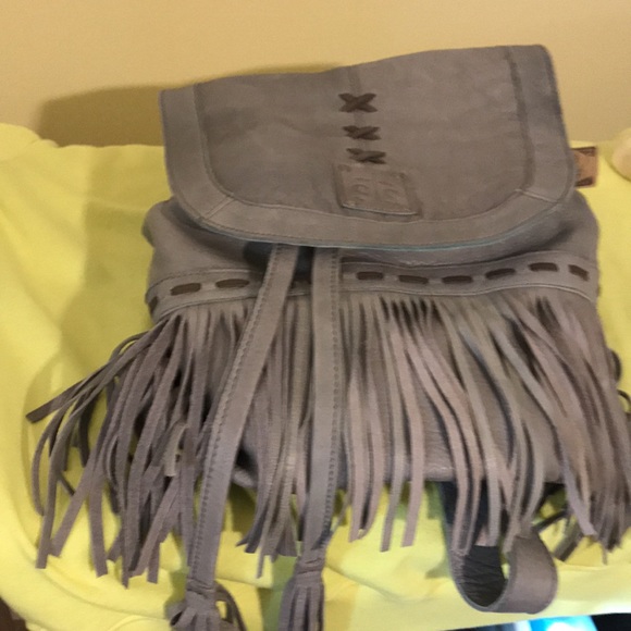 Backpack - Picture 6 of 7